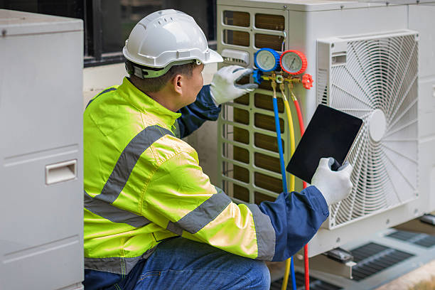 Professional Hvac technician working in Helena, OK